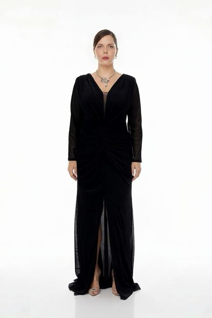 فستان سهرة أسود لامع مكشكش بمقاسات كبيرة